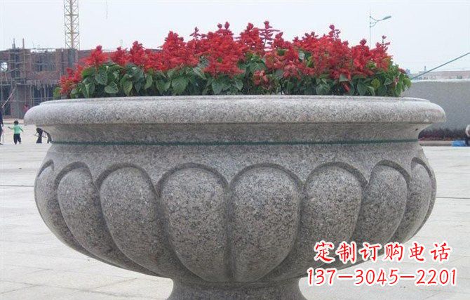 长春流线形花盆雕塑,打造完美室外空间