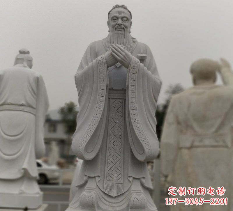长春广场大理石孔子石雕