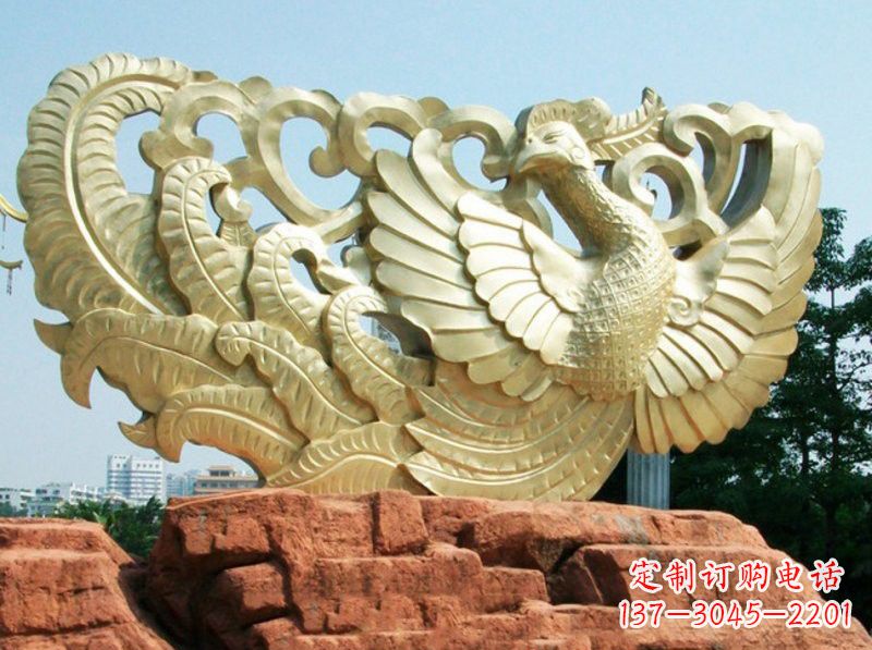 长春欣赏瑰丽的凤凰铜雕
