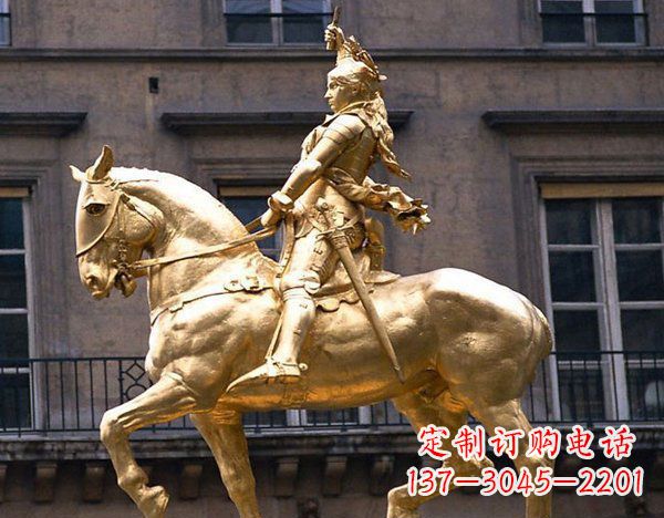 长春中领雕塑:高端骑马凯撒雕塑