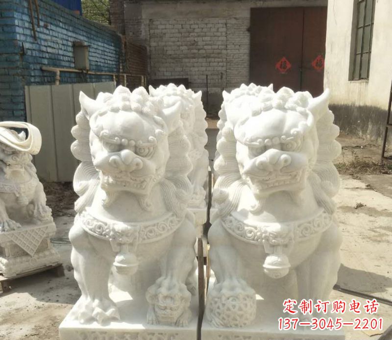 长春汉白玉踩绣球狮子石雕_1