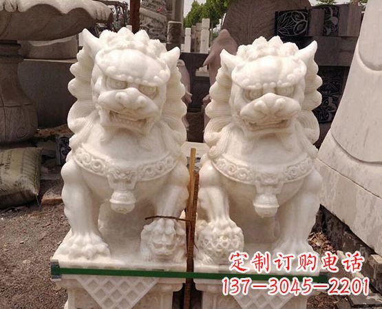 长春汉白玉踩绣球狮子石雕_2