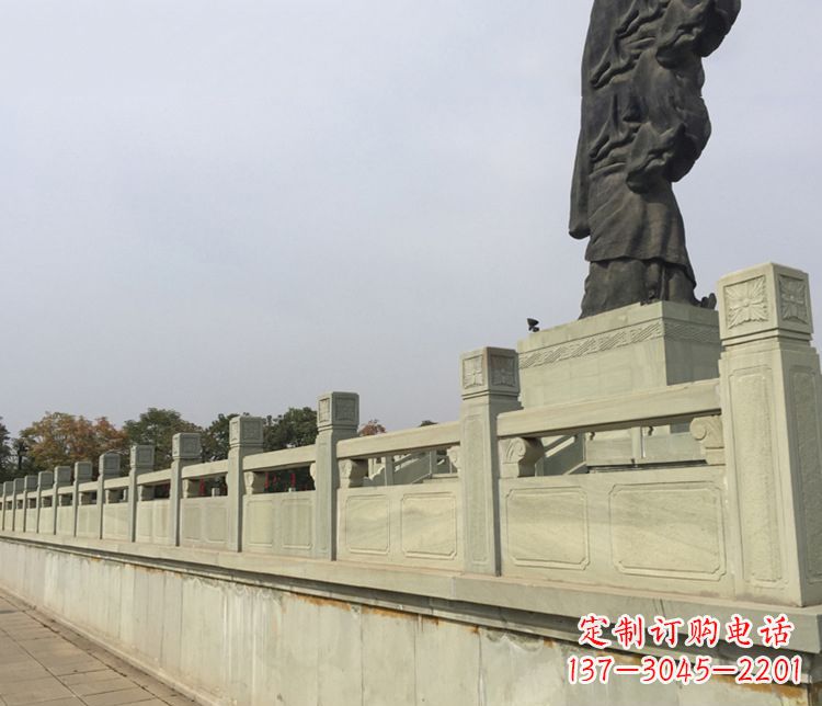 长春精美的护城河大理石栏板雕塑