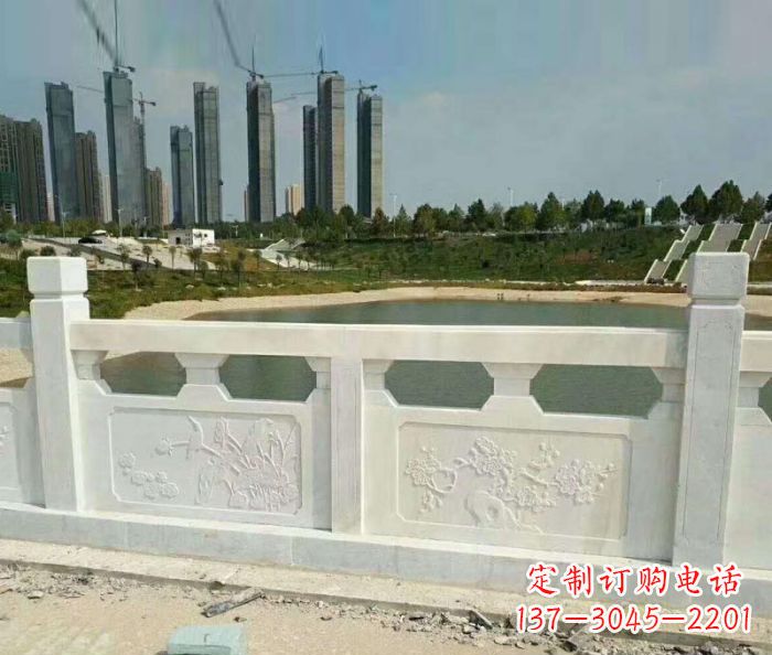 长春护城河建筑石雕栏板,精美绝伦