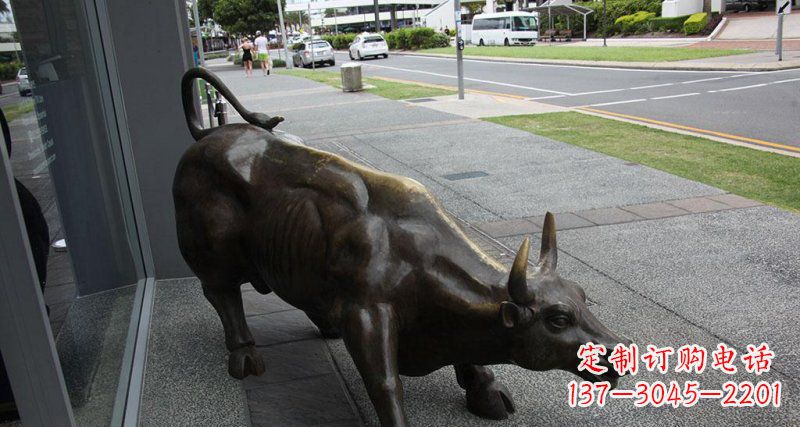 长春街边牛动物铜雕