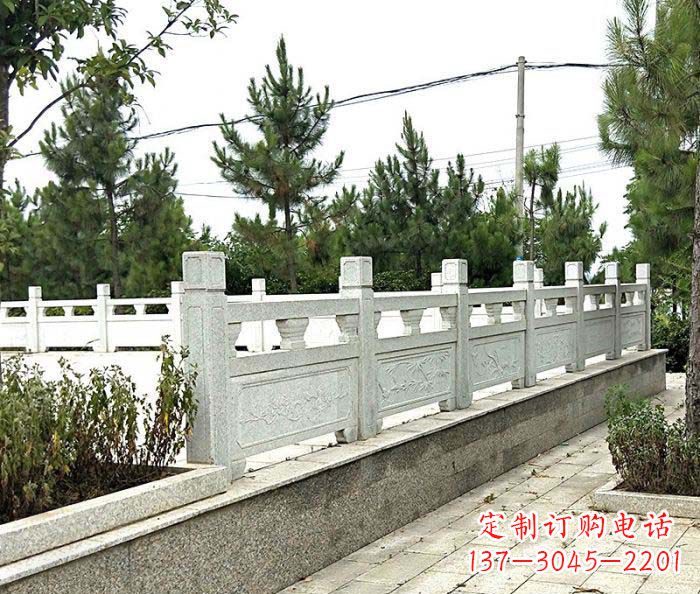 长春大理石栏杆雕塑:精致的定制艺术品