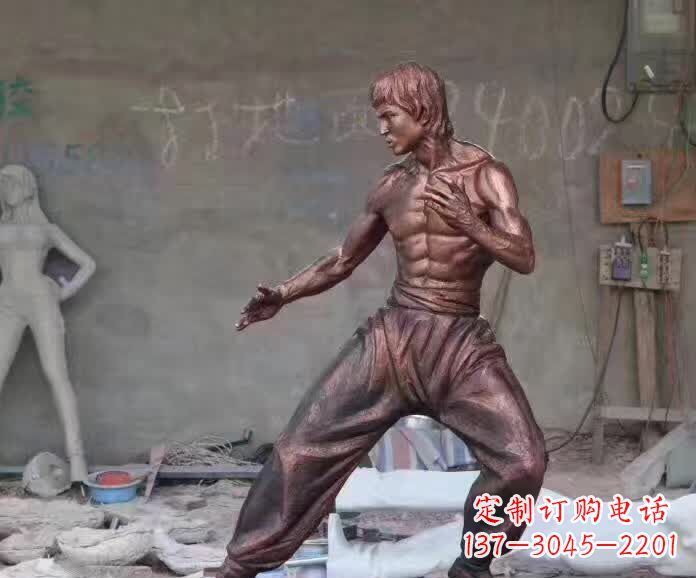 长春李小龙铜雕,精美尽显传奇风采