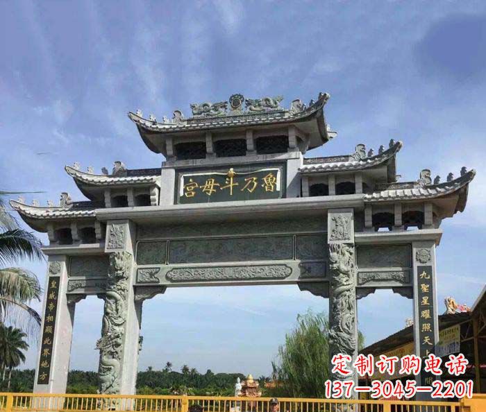 长春独具特色的石雕牌坊雕塑