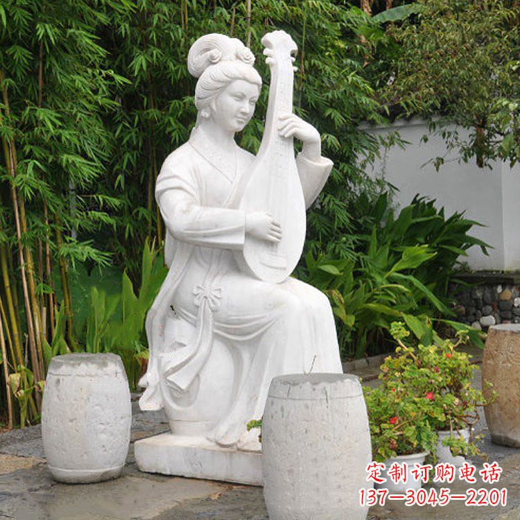 长春美女王昭君弹琵琶坐像雕塑