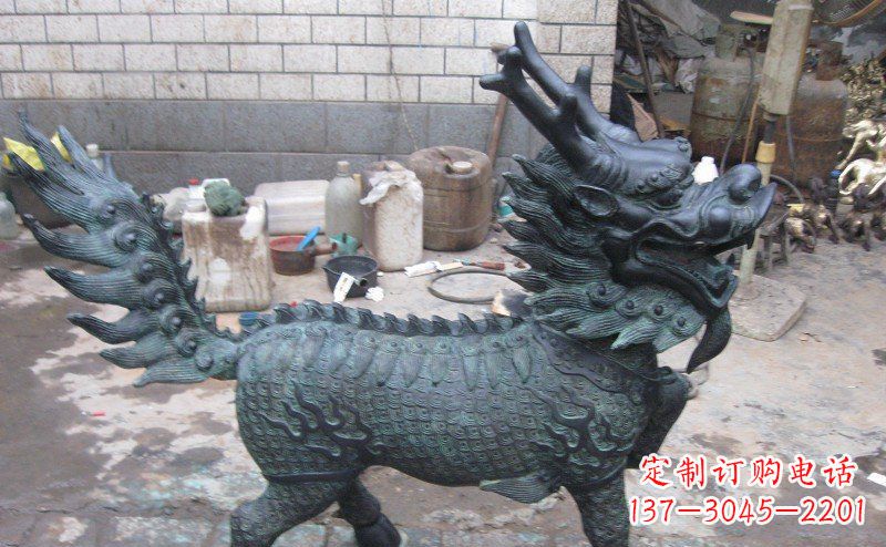 长春青铜雕制神兽麒麟,艺术匠心之至