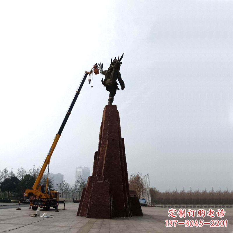 长春神话传说之“夸父逐日”景观人物雕塑