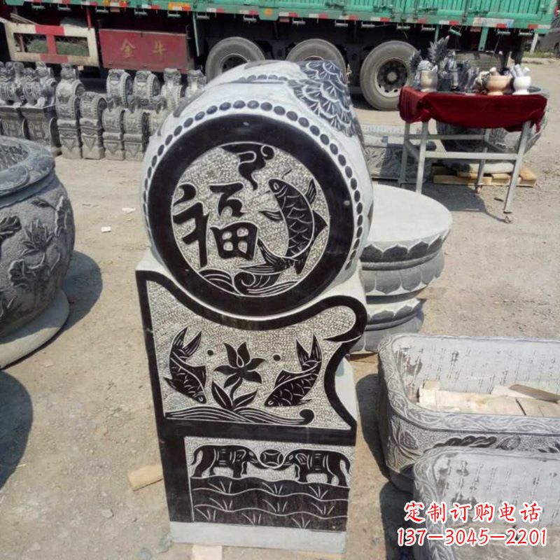 长春狮子门墩石雕