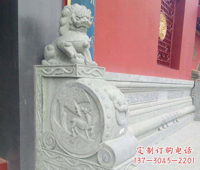 长春寺庙景观狮子石门墩抱鼓石