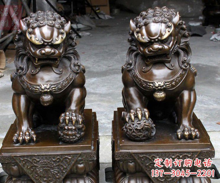 长春天安门铜狮子