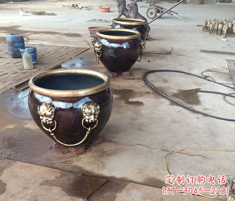 长春铜雕故宫狮子头水缸雕塑