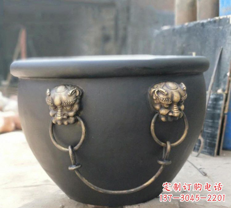长春铜雕故宫水缸