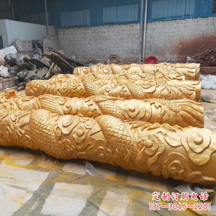 长春铜雕广场龙柱