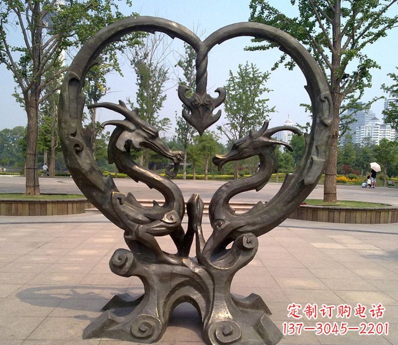 长春铜雕双龙戏珠