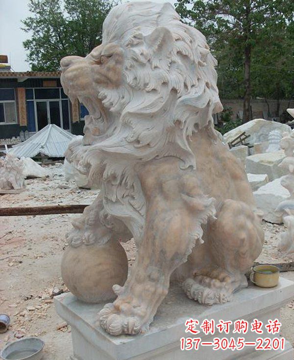 长春晚霞红寺庙门口西洋狮子石雕