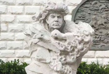 长春纪念邱少云烈士的石雕艺术品