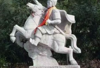 长春神帅韩信骑马石雕塑像，领雕塑定制出精美传奇