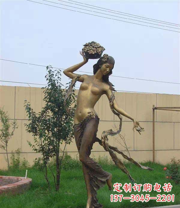 长春西方美女公园人物铜雕