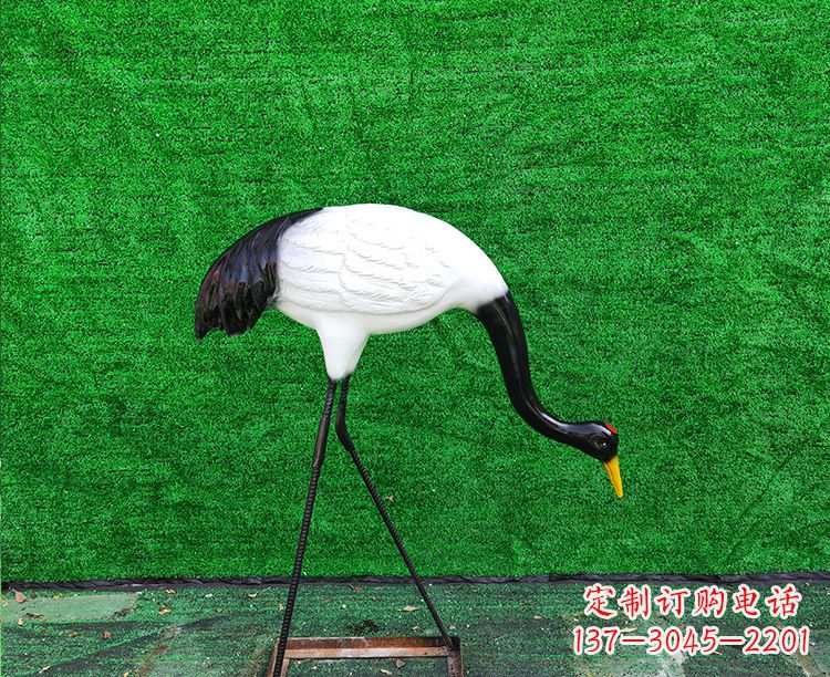 长春仙鹤头雕塑