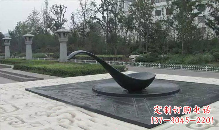 长春校园古代指南针司南铜雕