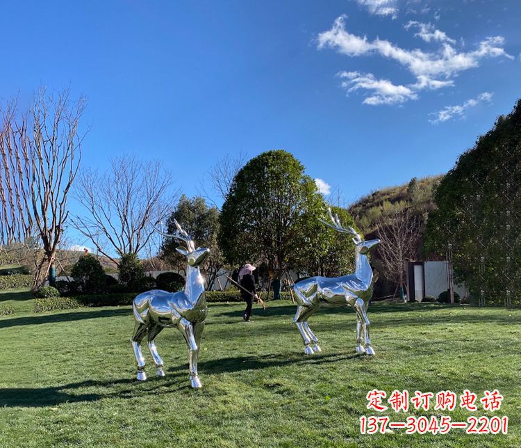 长春园林镜面不锈钢梅花鹿雕塑