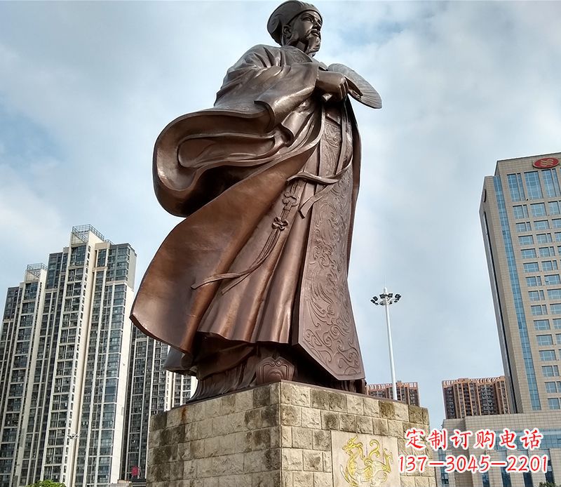 长春诸葛亮人物铜雕