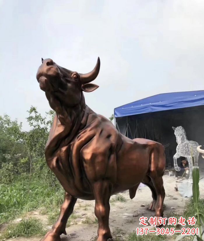 长春紫铜牛动物雕塑